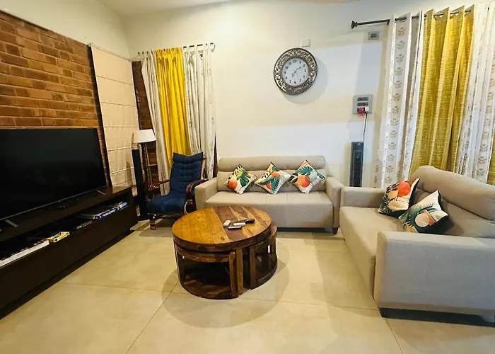 Aarudhra Villa